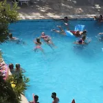 Perle Apart Hotel 3*