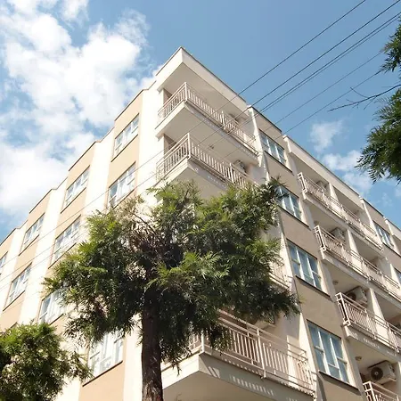 Ξενοδοχείο Perle 3*